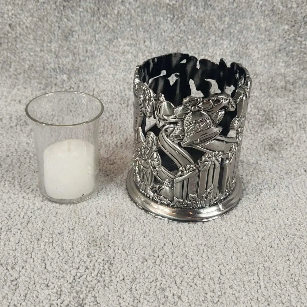 Godinger‎ Silver Art Season Greetings Santa Votive Candle Holder